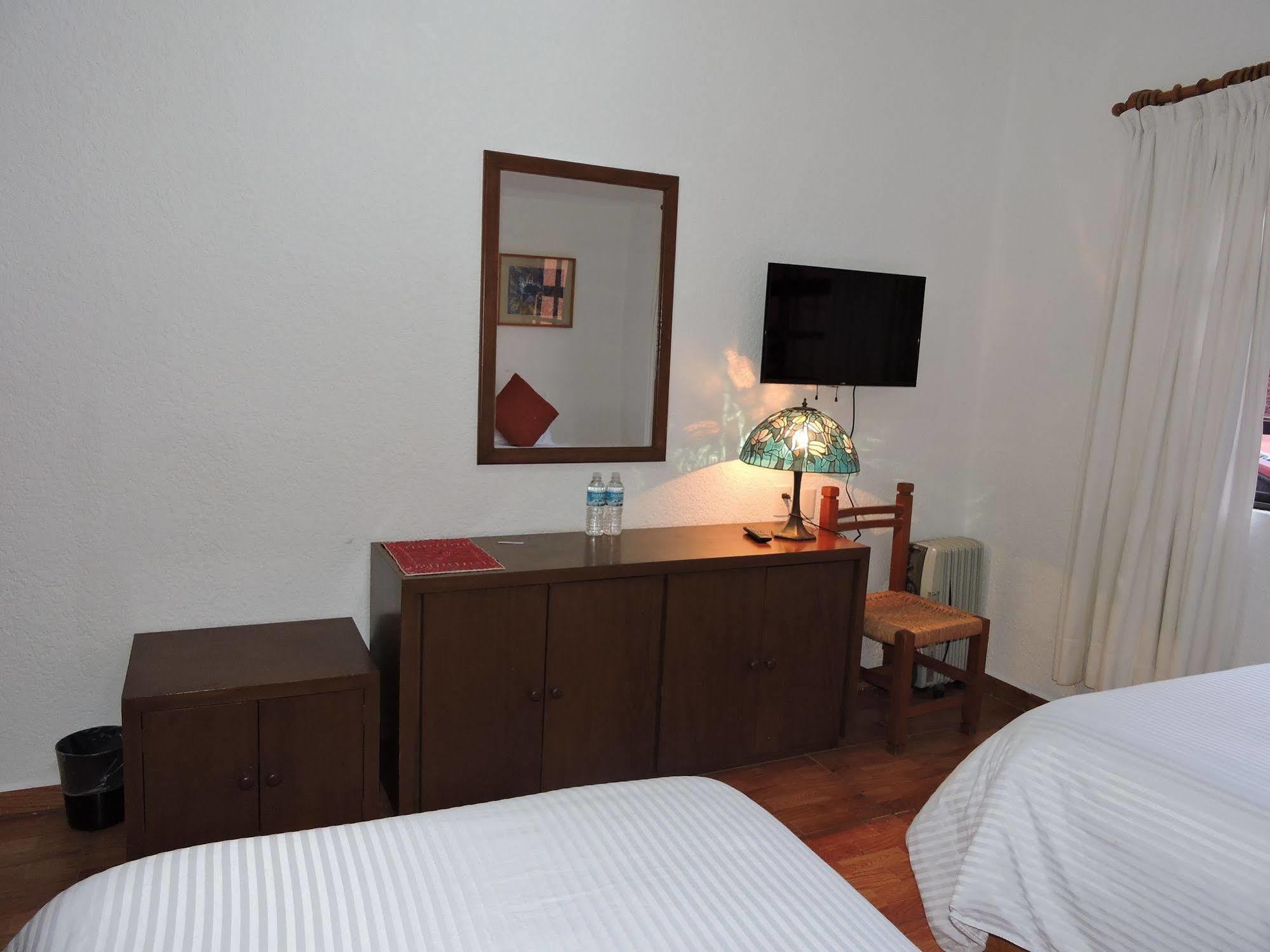 La Casita De Coyoacan Kota Meksiko Bagian luar foto
